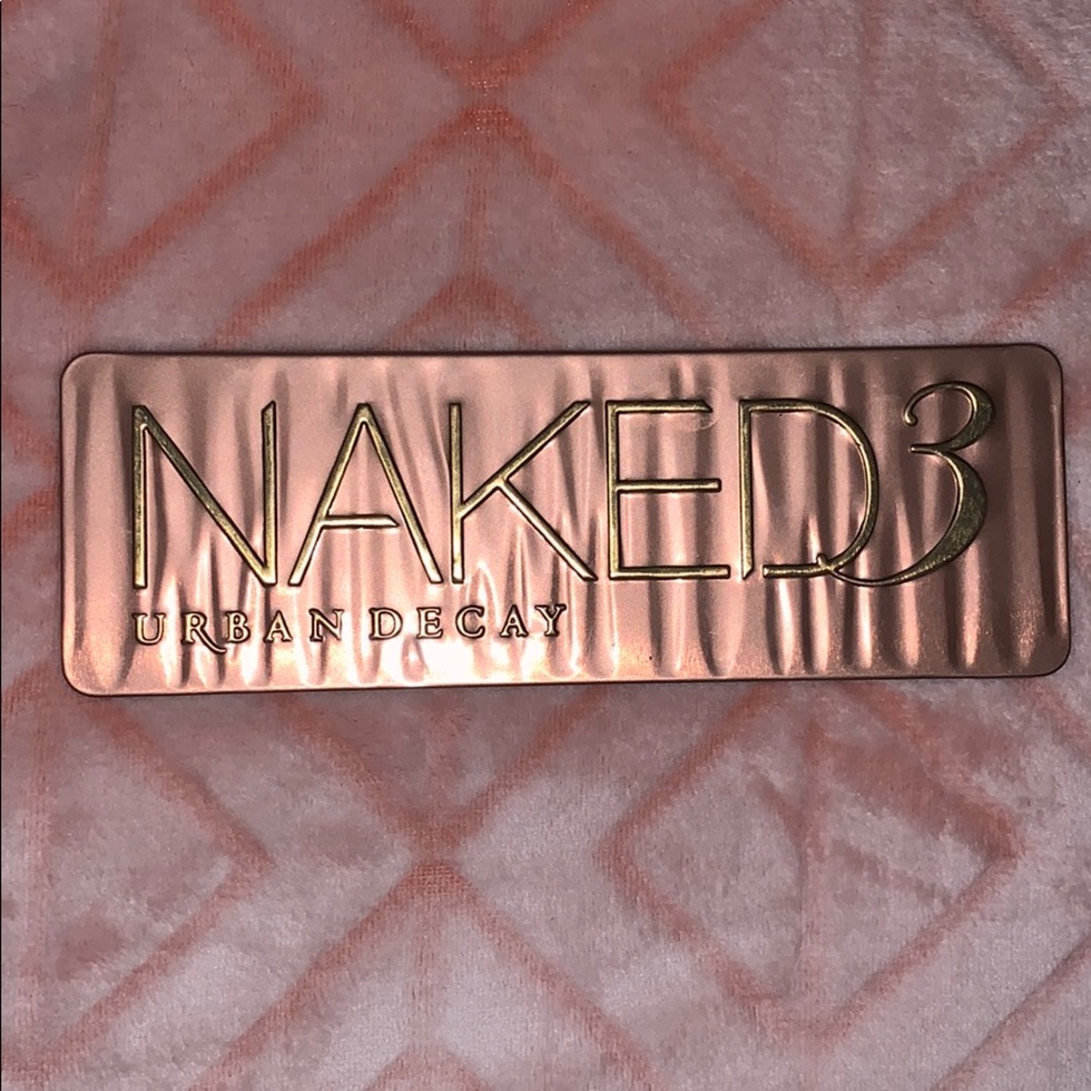 naked 3